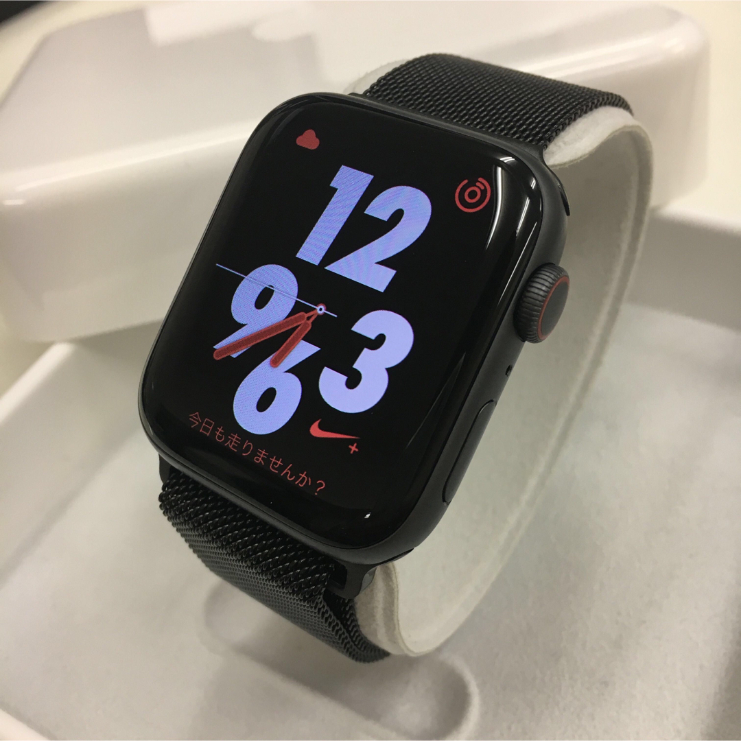 Apple Watch series4 NIKE アップルウォッチ 黒-