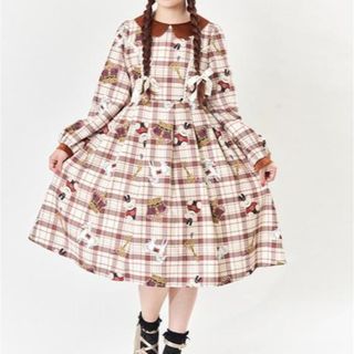 アクシーズファム(axes femme)のaxes kawaii アクシーズ　くま　ロンドントイズワンピース　生成り(ひざ丈ワンピース)