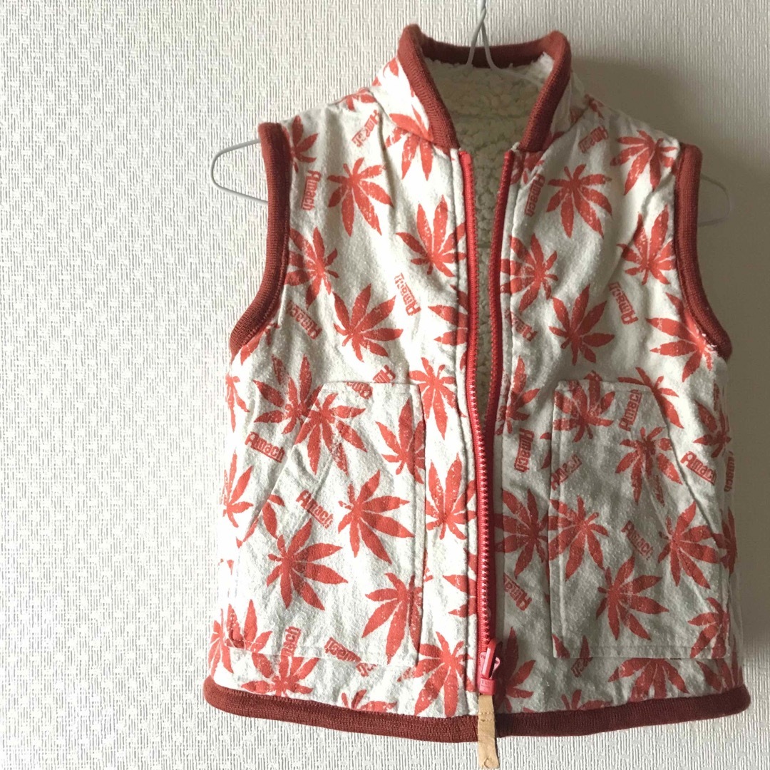 ボア リバーシブルベスト 100cm キッズ/ベビー/マタニティのキッズ服男の子用(90cm~)(その他)の商品写真