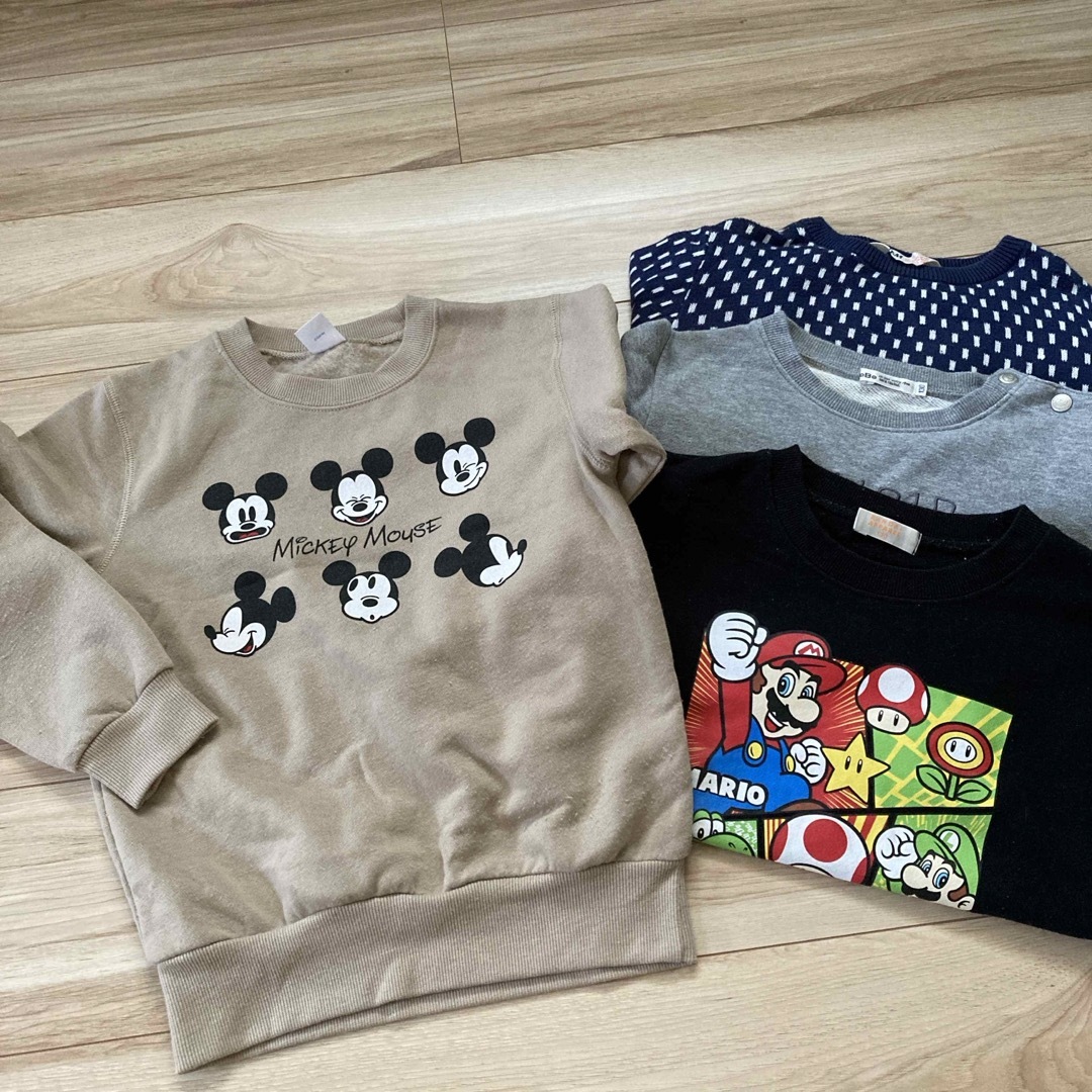 H&M(エイチアンドエム)の130㎝　冬トップス　4枚セット キッズ/ベビー/マタニティのキッズ服男の子用(90cm~)(Tシャツ/カットソー)の商品写真