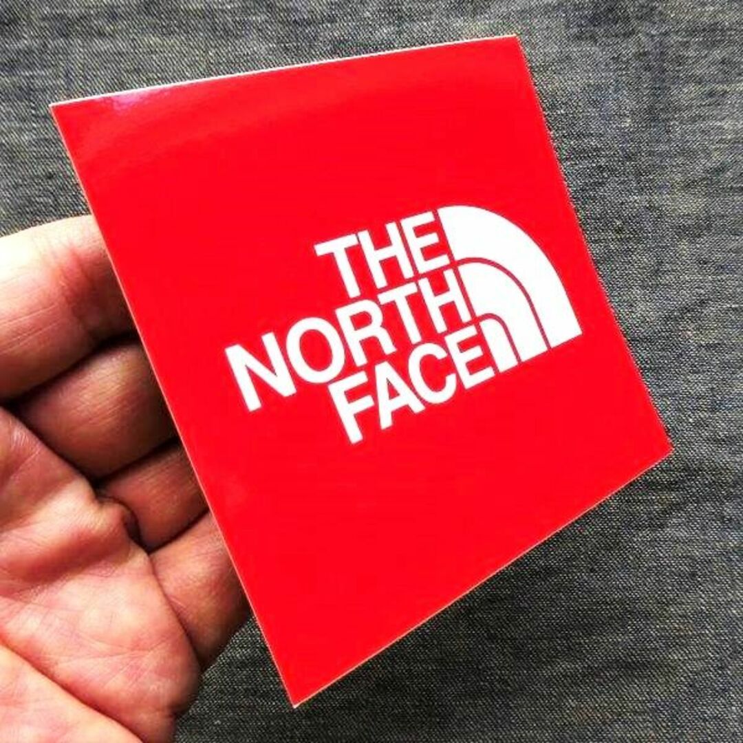 THE NORTH FACE(ザノースフェイス)のノースフェイス ステッカー RED サイズ 9.5×9.5cm 新品 スポーツ/アウトドアのアウトドア(その他)の商品写真