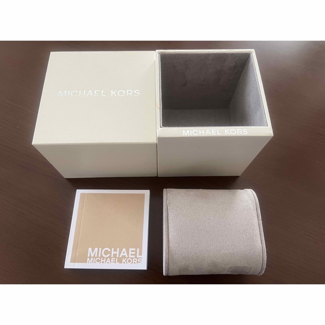 Michael Kors(マイケルコース)のMICHAEL KORS 腕時計【箱のみ】マイケルコース レディースのバッグ(ショップ袋)の商品写真