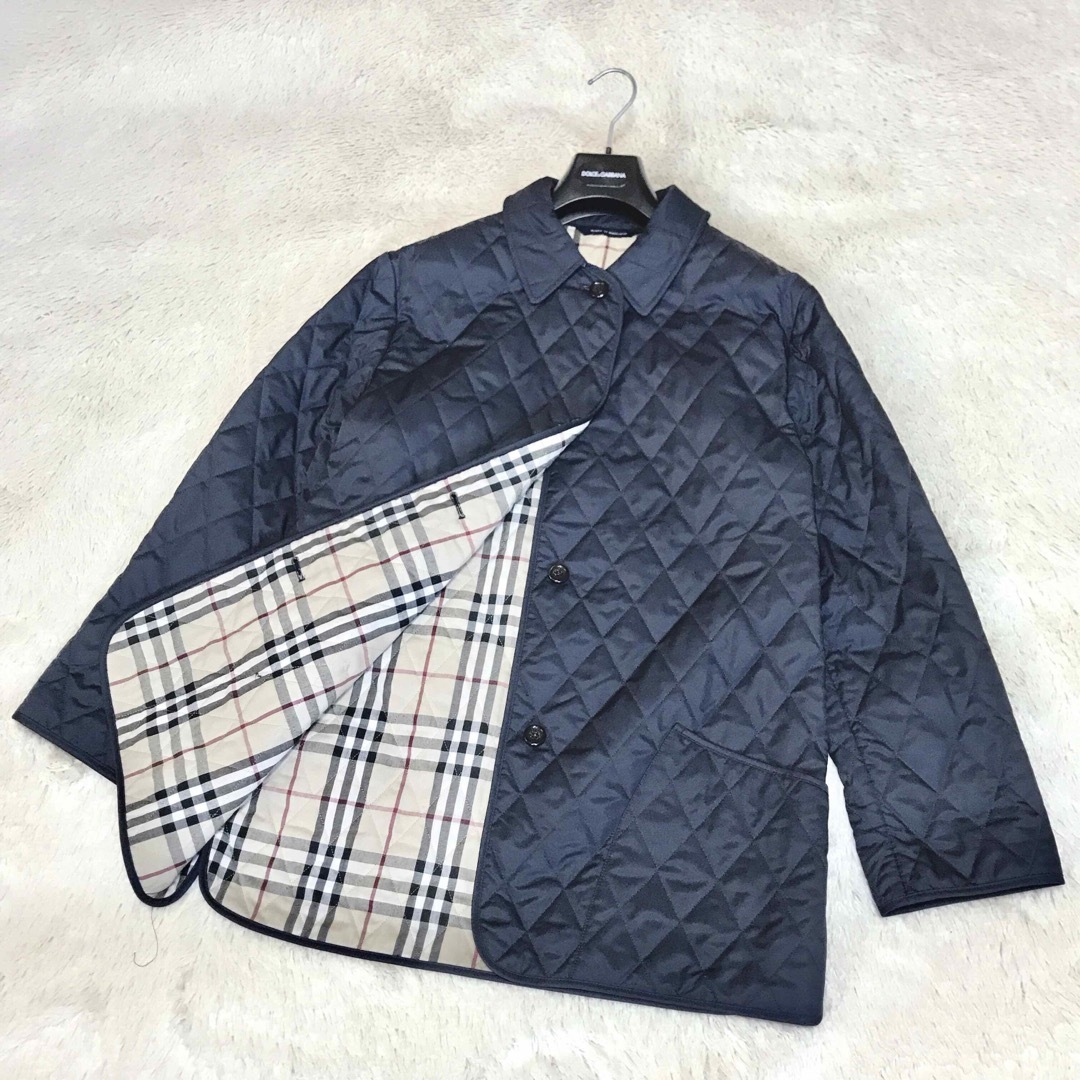 BURBERRY(バーバリー)の極美品 BURBERRY LONDON イングランド製 キルティングジャケット レディースのジャケット/アウター(ブルゾン)の商品写真