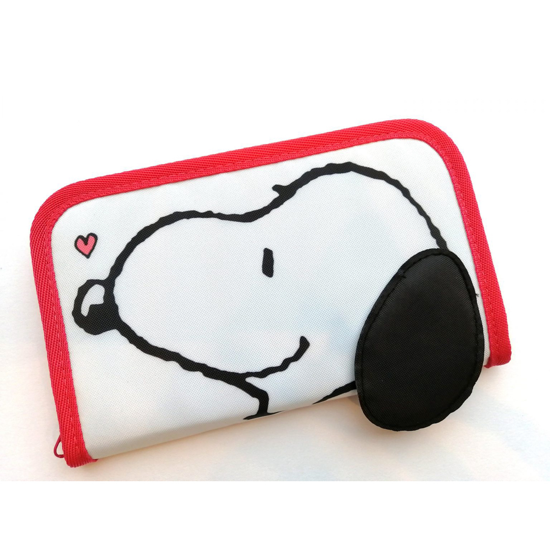 SNOOPY(スヌーピー)のスヌーピーすぎる 家計管理マルチケース キッズ/ベビー/マタニティのマタニティ(母子手帳ケース)の商品写真