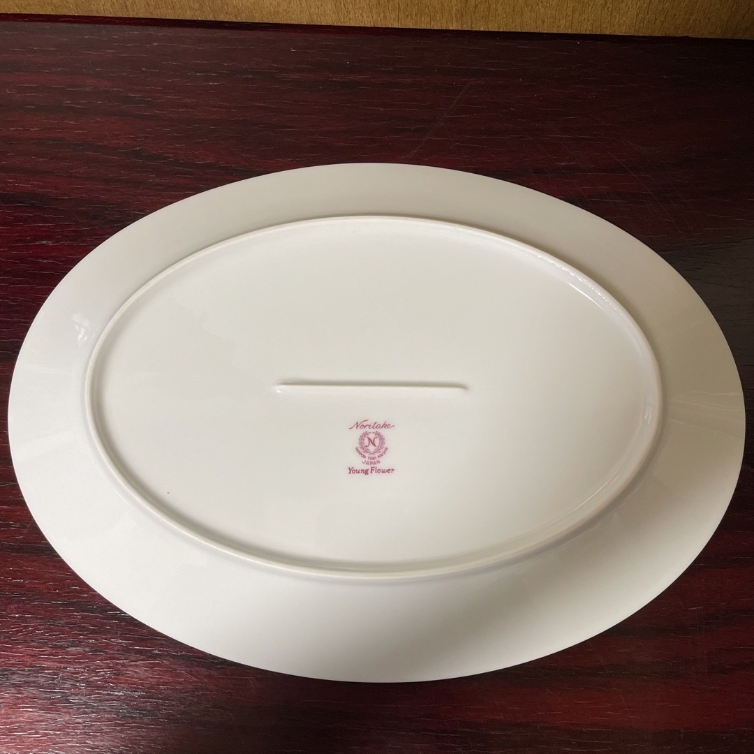 Noritake - お値下げ❗️Noritake Young flower ヤングフラワー Noritake - お値下げ❗️Noritake Young flower ヤングフラワー