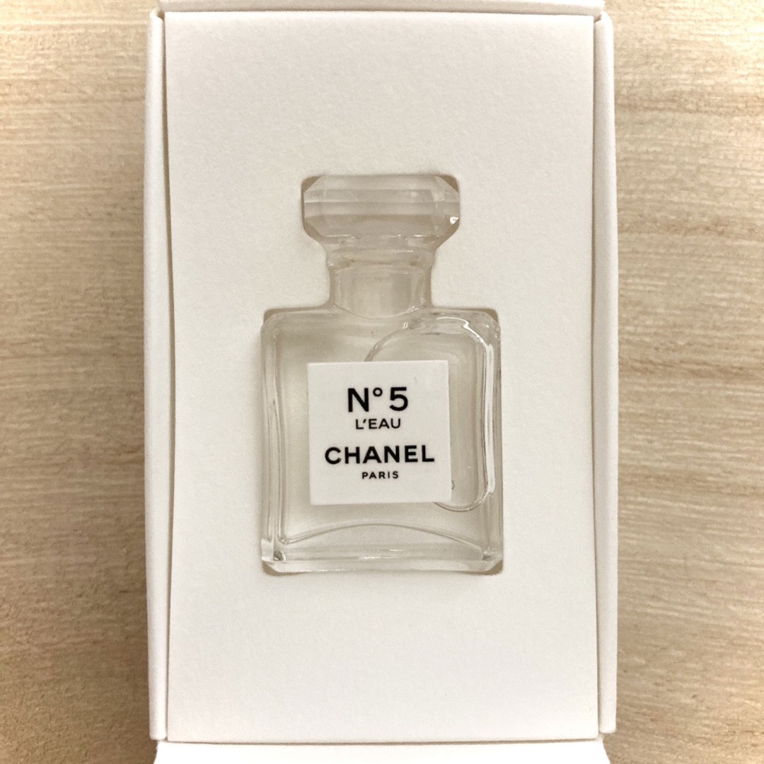 CHANEL - シャネル N°5 ローオードゥ トワレット 1.5ml 香水