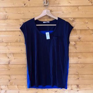 ギャップ(GAP)の●新品　gap 切り替え　カットソー　半袖 　ブルー×クロ (Tシャツ(半袖/袖なし))