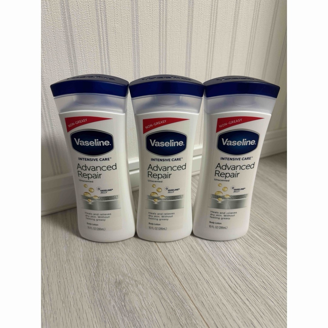 Vaseline(ヴァセリン)のVaseline  アドバンスドリペア ボディローション  3本 コスメ/美容のボディケア(ボディローション/ミルク)の商品写真