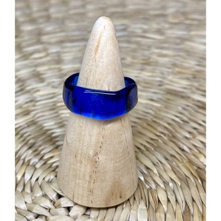 送料込み　ガラスアクセサリー　指輪　リング　ガラス　透明　ブルー　ネイビー(リング(指輪))