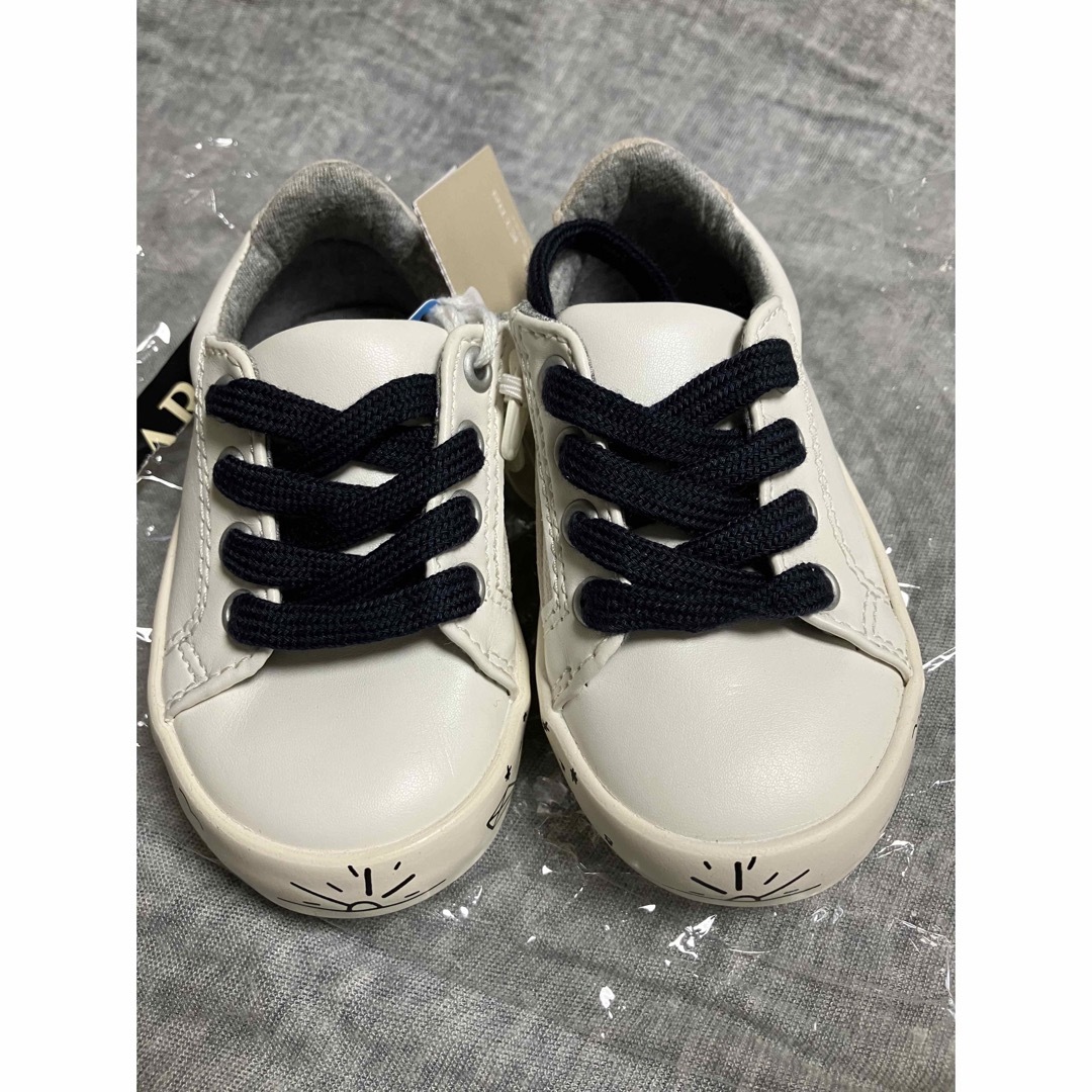 ZARA KIDS(ザラキッズ)のZARAベビースニーカー キッズ/ベビー/マタニティのベビー靴/シューズ(~14cm)(スニーカー)の商品写真