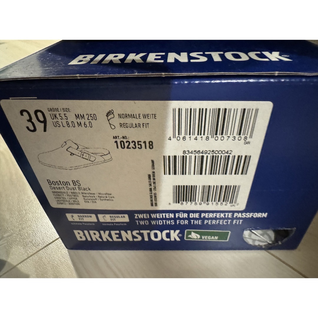 BIRKENSTOCK(ビルケンシュトック)のBoston Synthetic Desert Dust  メンズの靴/シューズ(サンダル)の商品写真