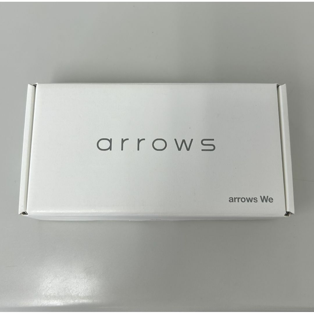 arrows(アローズ)の新品 arrows We FCG01 White スマホ/家電/カメラのスマートフォン/携帯電話(スマートフォン本体)の商品写真