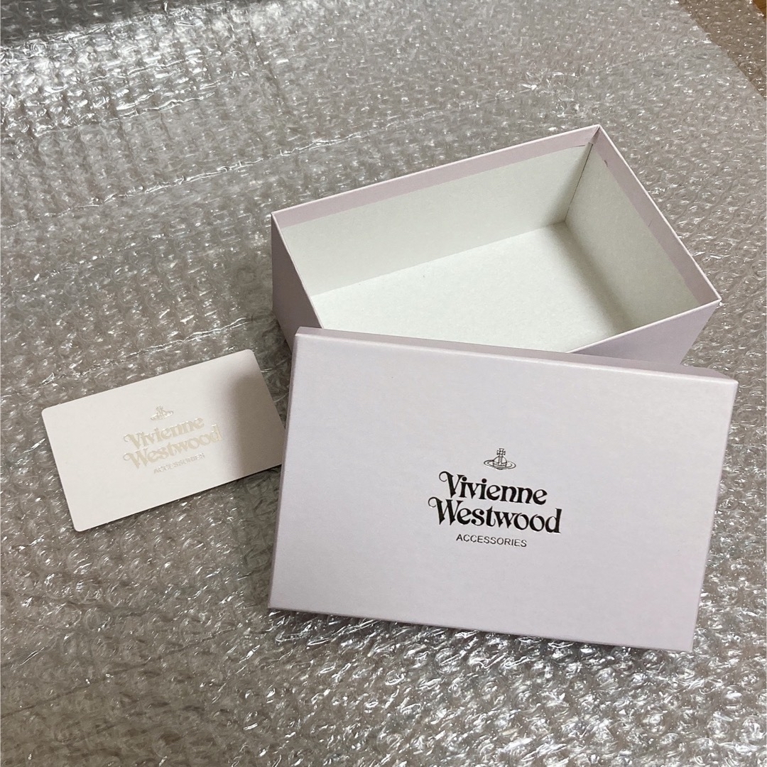 Vivienne Westwood 空箱