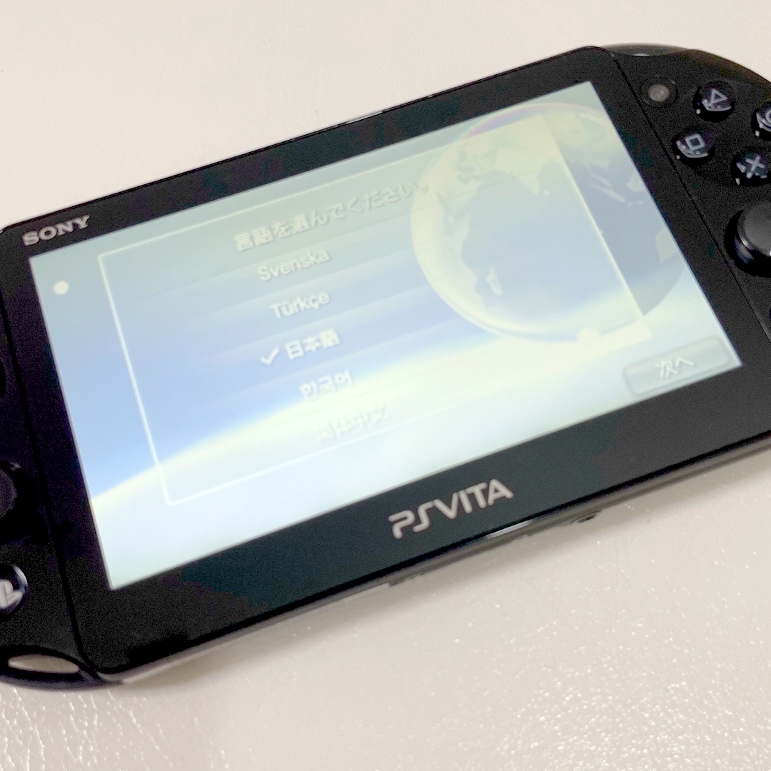 PlayStation Vita - PSvita 2000 ブラック 本体 PCH-2000 ZA11 黒 SONY