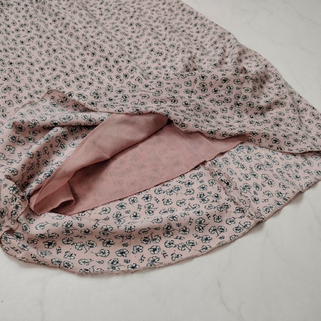 ROPE mademoiselle(ロペマドモアゼル)のマドモアゼルロペ　スカート　フレア　ロング　ピンク　花柄　ボタニカル レディースのスカート(ロングスカート)の商品写真