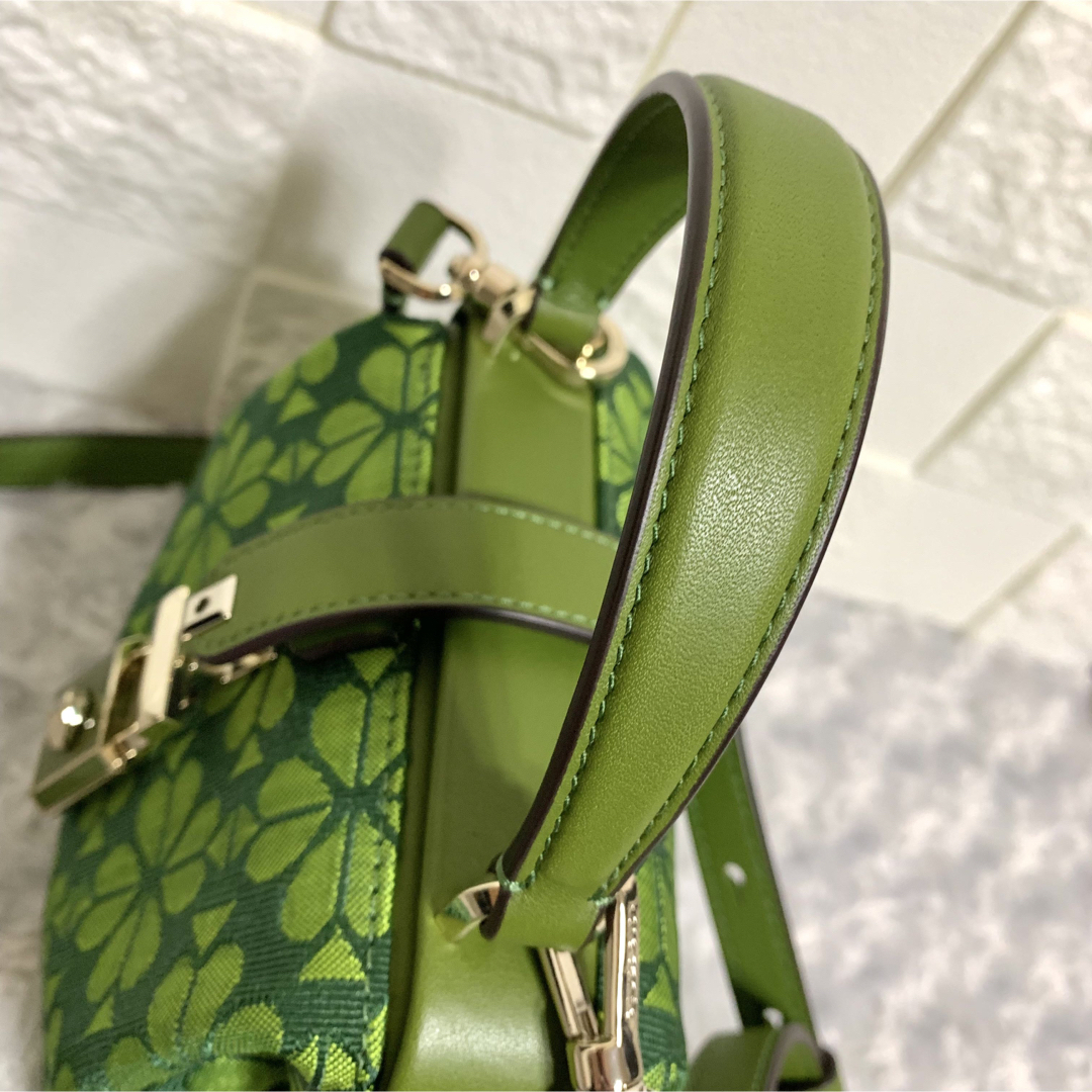 【新品同様】Kate spade レメディ　スペード　フラワースモール　グリーン