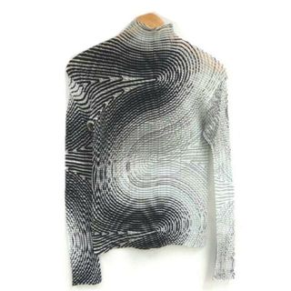 ISSEY MIYAKE イッセイミヤケ/マルチカラーカットソー/IM44FJ649/2/レディースインナー/Aランク/82【中古】(Tシャツ(半袖/袖なし))