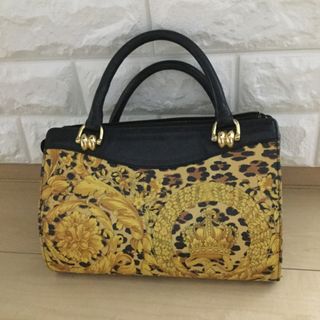 ヴェルサーチ(Gianni Versace) ハンドバッグ(レディース)の通販 100点