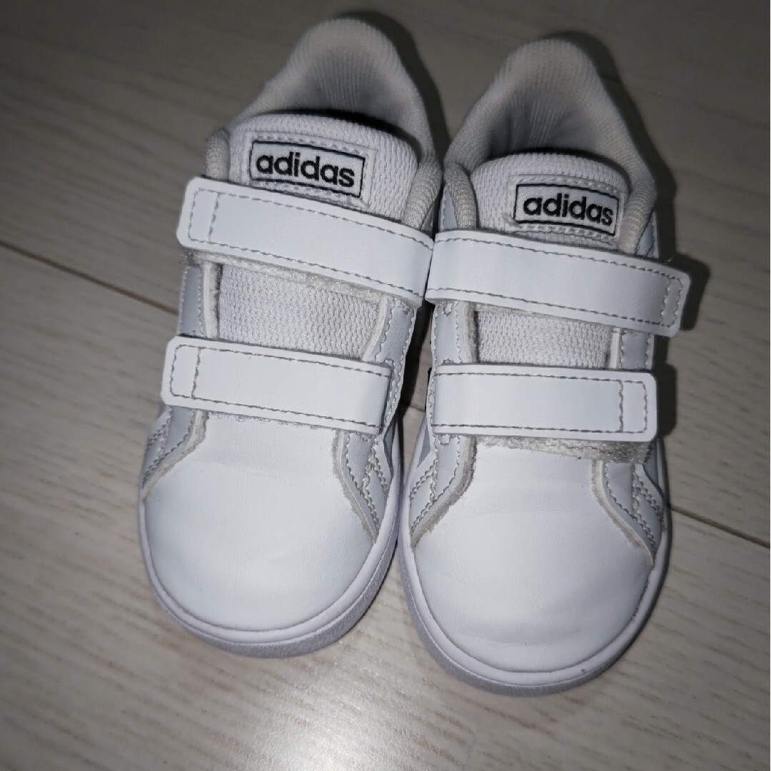 adidas(アディダス)のアディダス子供靴14センチ キッズ/ベビー/マタニティのベビー靴/シューズ(~14cm)(スニーカー)の商品写真