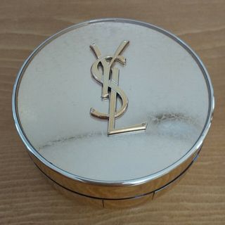 イヴサンローラン(Yves Saint Laurent)のイヴサンローラン アンクルドポールクッション ゴールドラッシュハイライター(チーク)