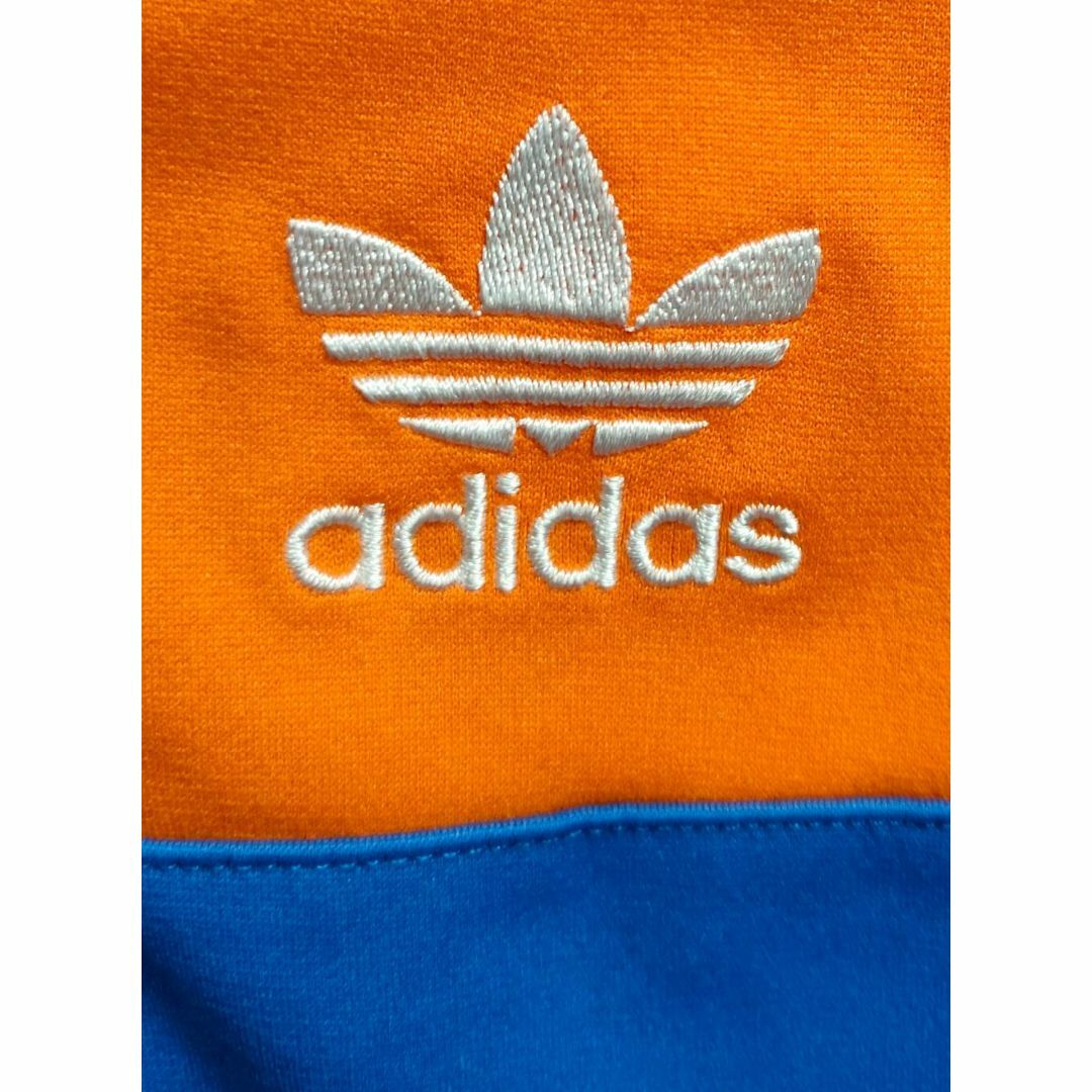 adidas - 00年代 ビンテージ adidas 胸刺繍プリント 3本ライン adidas - 00年代 ビンテージ adidas 胸刺繍プリント 3本ライン