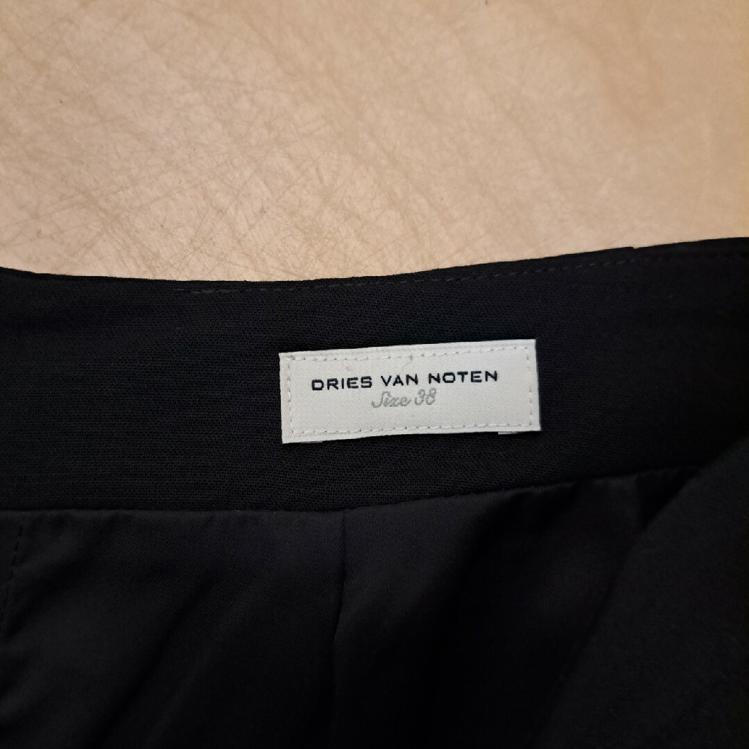 DRIES VAN NOTEN(ドリスヴァンノッテン)のドリスヴァンノッテン　プリーツスカート　38　美品 レディースのスカート(ひざ丈スカート)の商品写真