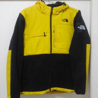 ノースフェイス(THE NORTH FACE) パーカー（イエロー/黄色系）の通販