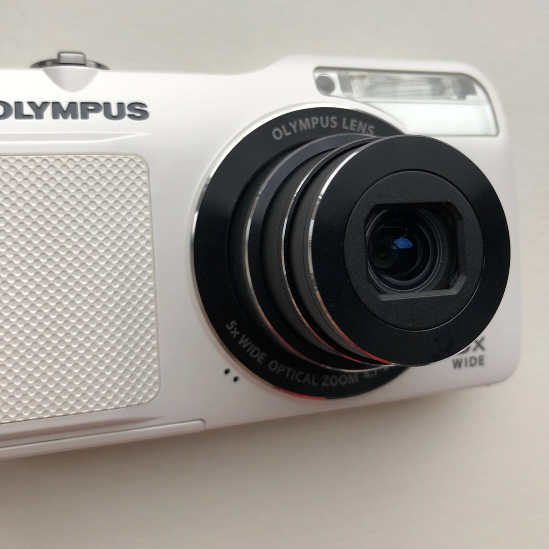 OLYMPUS(オリンパス)のOLYMPUS デジタルカメラ VG-170 ホワイト スマホ/家電/カメラのカメラ(コンパクトデジタルカメラ)の商品写真