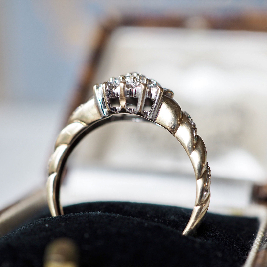 イギリス🇬🇧ヴィンテージ ダイヤモンド・クラスターリング💍アンティークagete レディースのアクセサリー(リング(指輪))の商品写真
