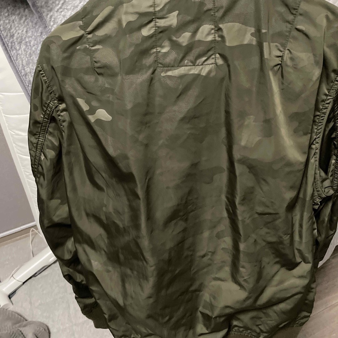 ALPHA INDUSTRIES(アルファインダストリーズ)のアルファー　MA-1 迷彩柄 メンズのジャケット/アウター(フライトジャケット)の商品写真