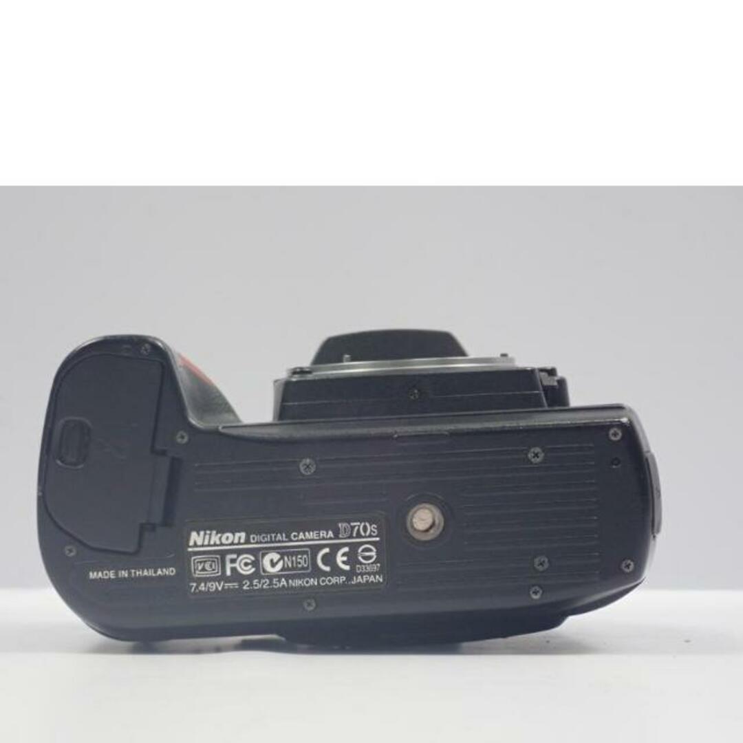 Nikon/デジタル一眼ボディ/D70S/2030716/Bランク/62【中古】 スマホ/家電/カメラのカメラ(デジタル一眼)の商品写真