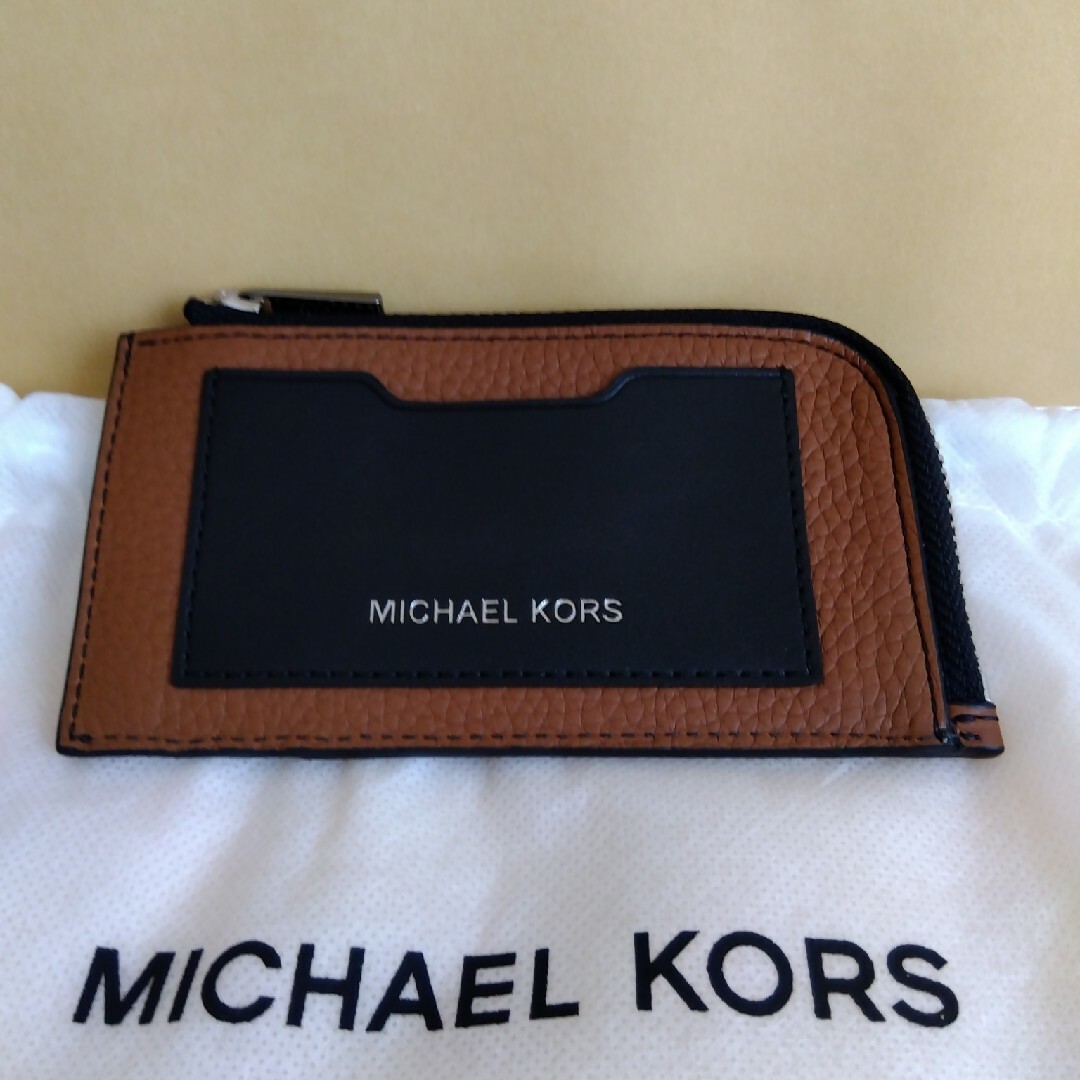 Michael Kors(マイケルコース)のMICHAEL KORS　マイケルコース　L型ジップ　ウォレット メンズのファッション小物(コインケース/小銭入れ)の商品写真