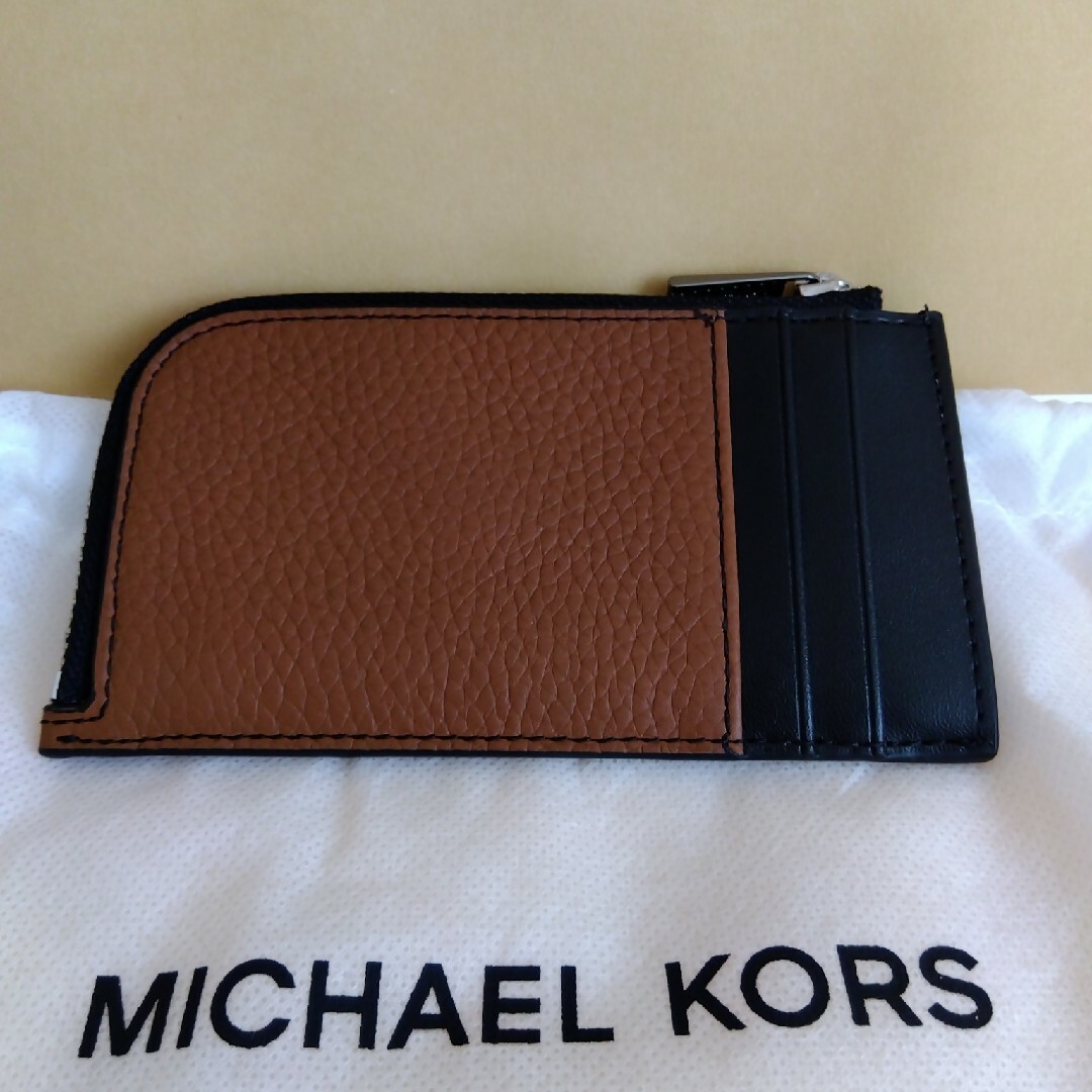 Michael Kors(マイケルコース)のMICHAEL KORS　マイケルコース　L型ジップ　ウォレット メンズのファッション小物(コインケース/小銭入れ)の商品写真