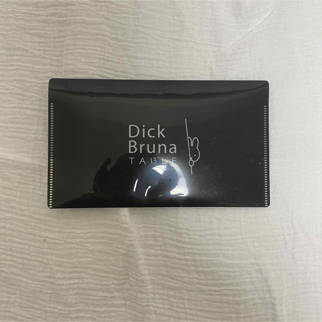 Dick bruna table ミッフィー　マスクケース レディースのファッション小物(ポーチ)の商品写真