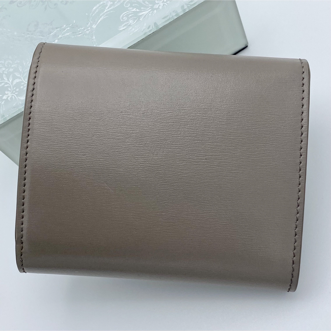 超美品】CELINE◇スモールウォレット トリオンフ◇シャイニー 超美品】CELINE◇スモールウォレット トリオンフ◇シャイニー
