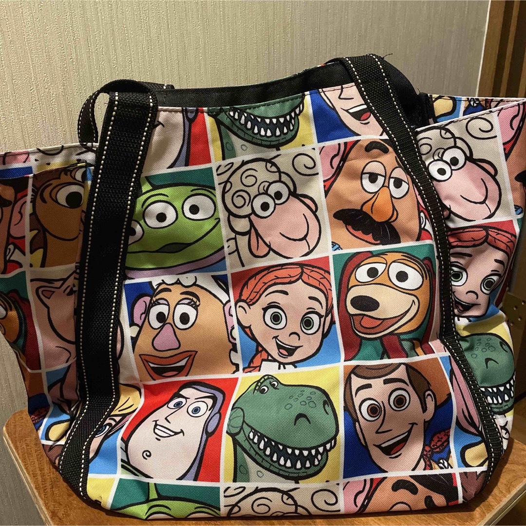 Disney(ディズニー)のトイストーリーマザーズバッグ　トートバッグ レディースのバッグ(トートバッグ)の商品写真