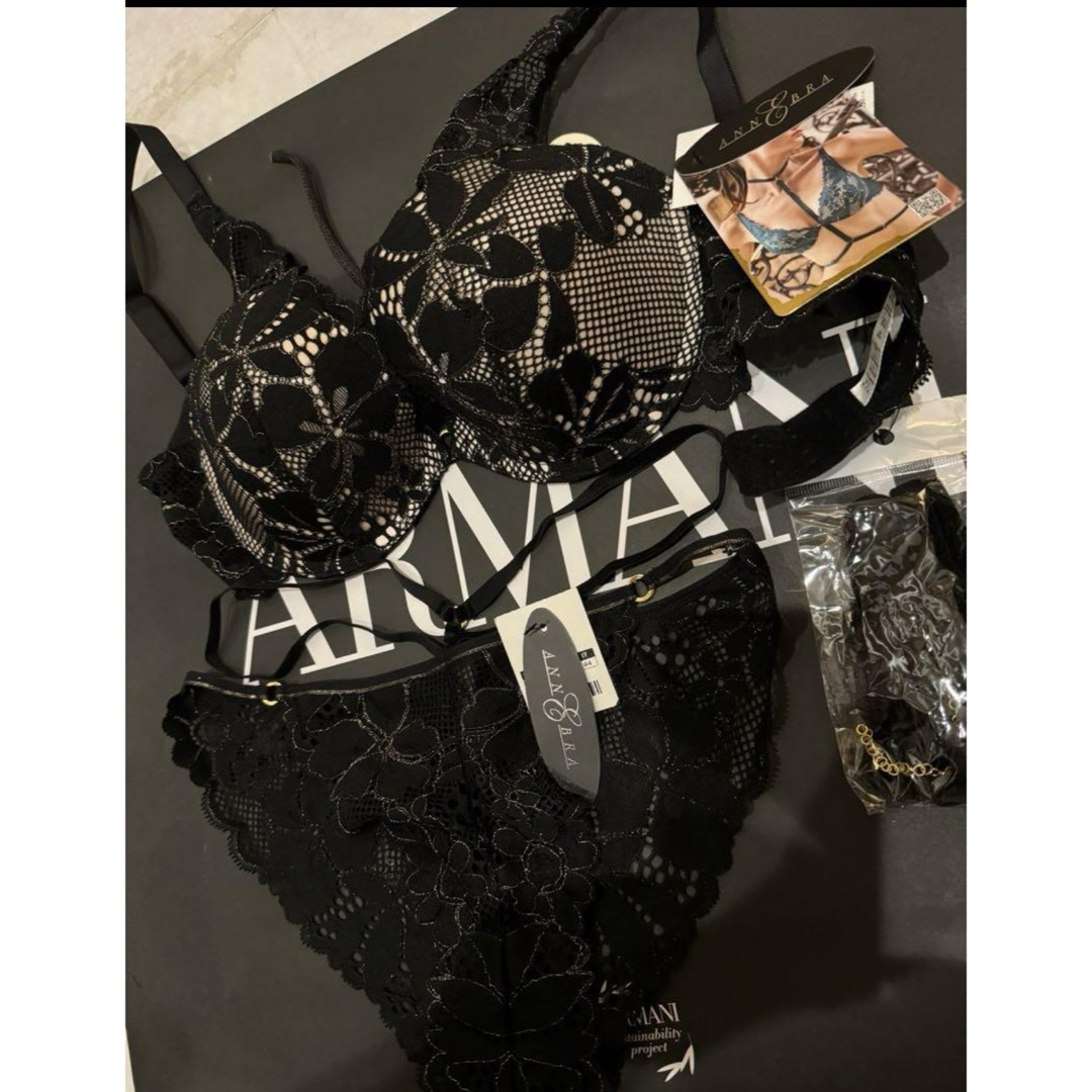【 ANNEBRA Sensual ハーネス付75E  2点セット】M  レディースの下着/アンダーウェア(ブラ&ショーツセット)の商品写真