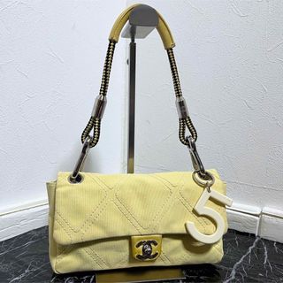 CHANEL シャネル【正規品】美品　バッグ　マトラッセ　チャーム付