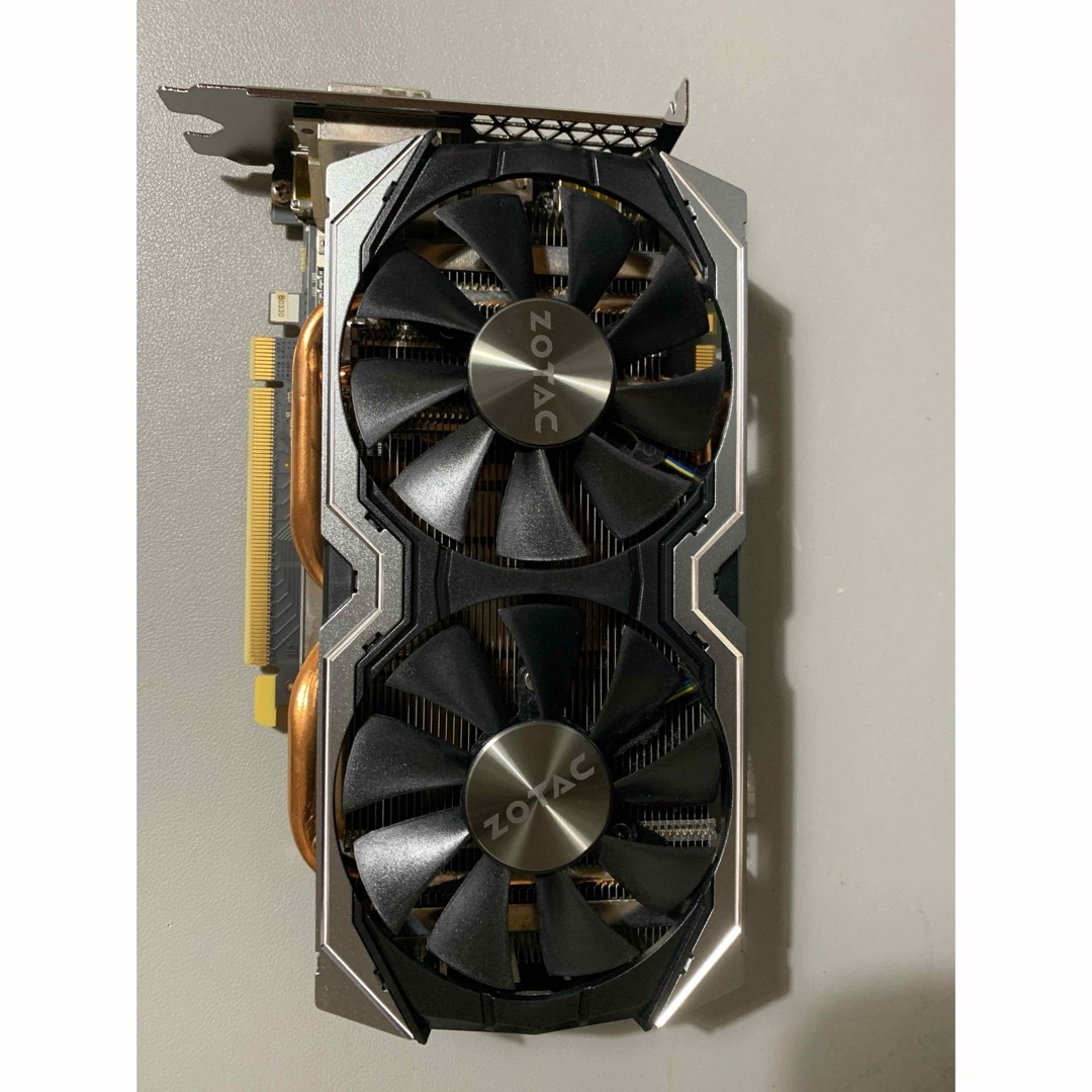 ZOTAC GTX1070 8GBPC周辺機器