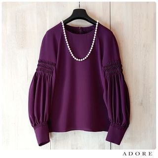 ◆幻◆ 希少美品　定価3.2万円 ADORE　ライトジョーゼットタックブラウス