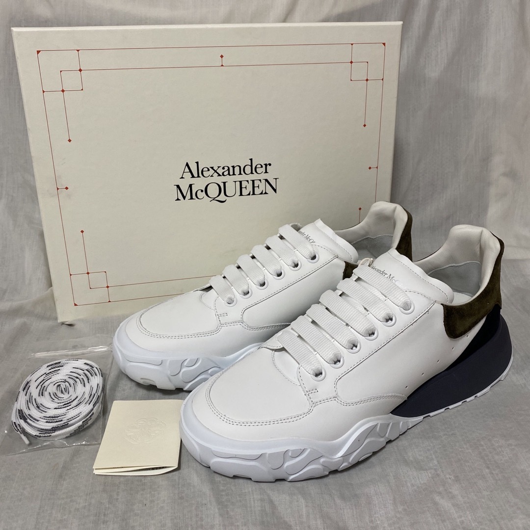 アレクサンダー　スニーカー限定品　Alexander McQueen