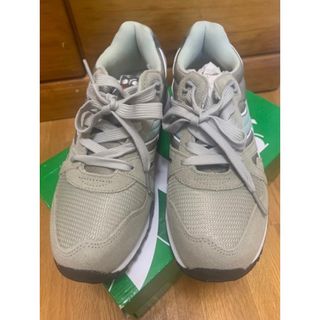 ディアドラ(DIADORA)の☆新品未使用☆diadoraディアドラ　スニーカー　GRY 24.0cm(スニーカー)