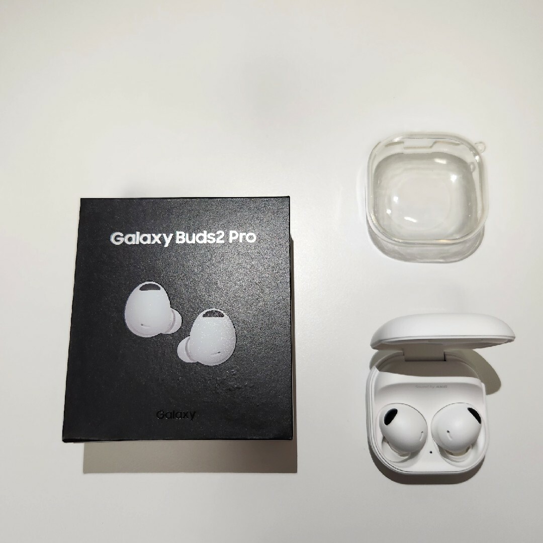 SAMSUNG(サムスン)のGALAXY BUDS2 PRO 国内正規品 ホワイト スマホ/家電/カメラのオーディオ機器(ヘッドフォン/イヤフォン)の商品写真