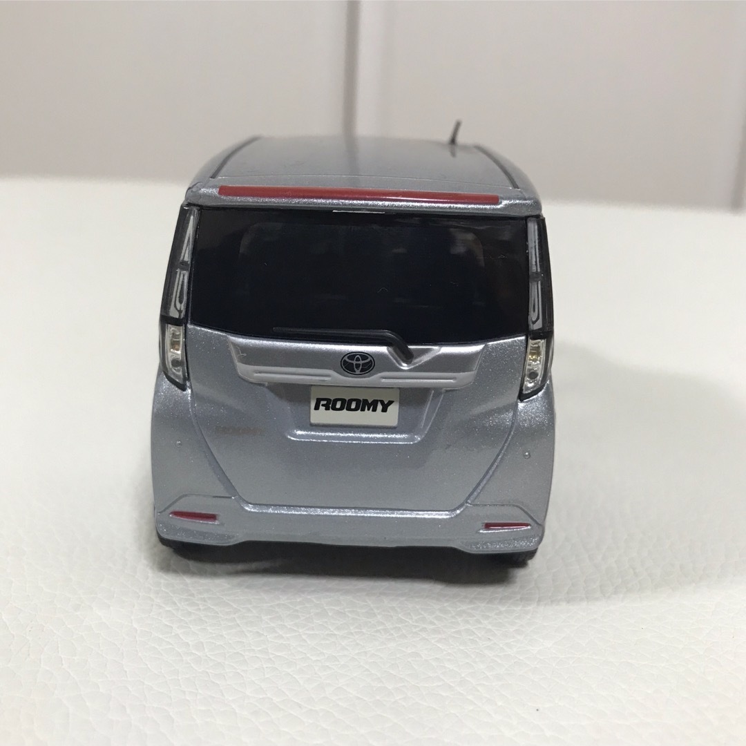 トヨタ(トヨタ)のトヨタ　ルーミー　ミニカー エンタメ/ホビーのおもちゃ/ぬいぐるみ(ミニカー)の商品写真