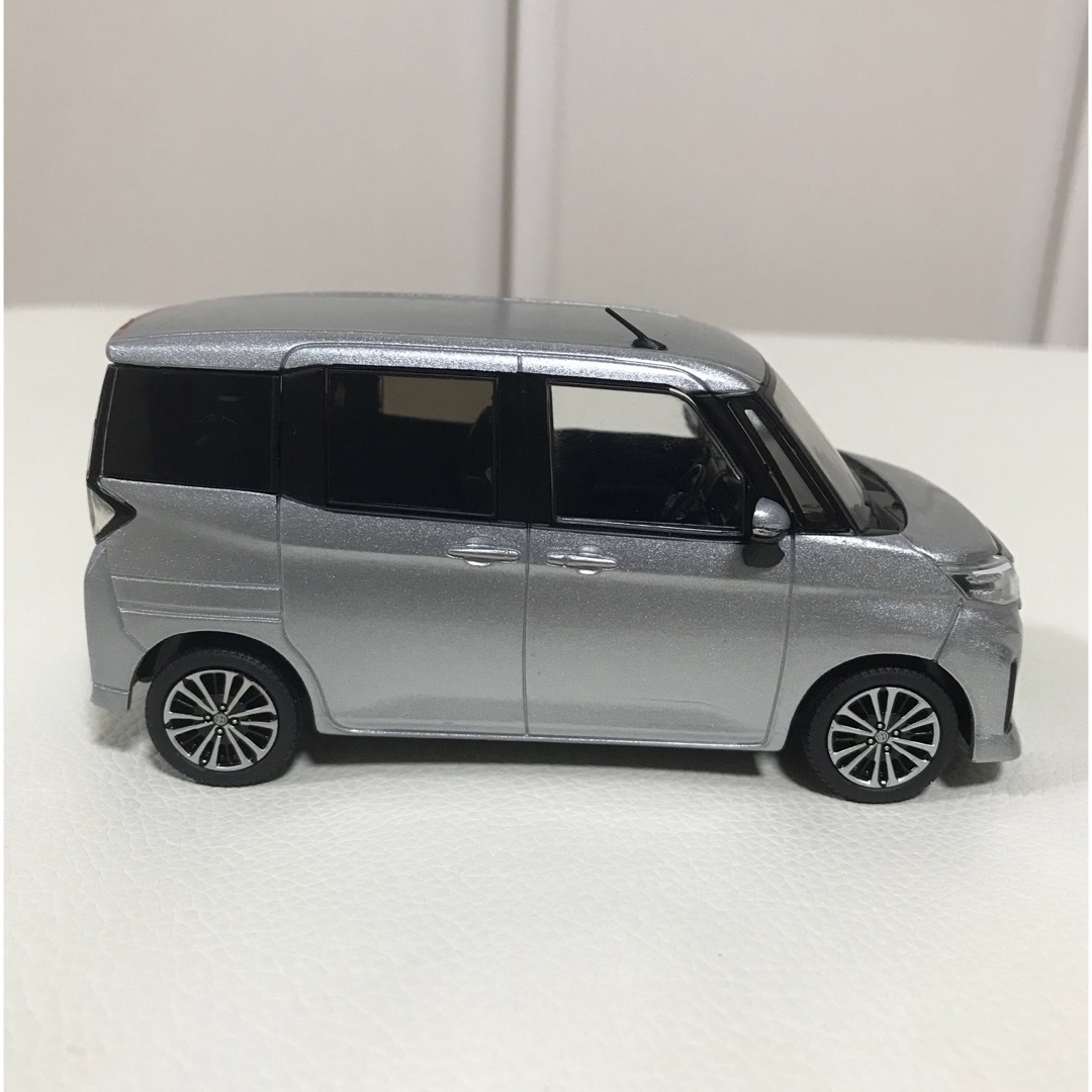 トヨタ(トヨタ)のトヨタ　ルーミー　ミニカー エンタメ/ホビーのおもちゃ/ぬいぐるみ(ミニカー)の商品写真