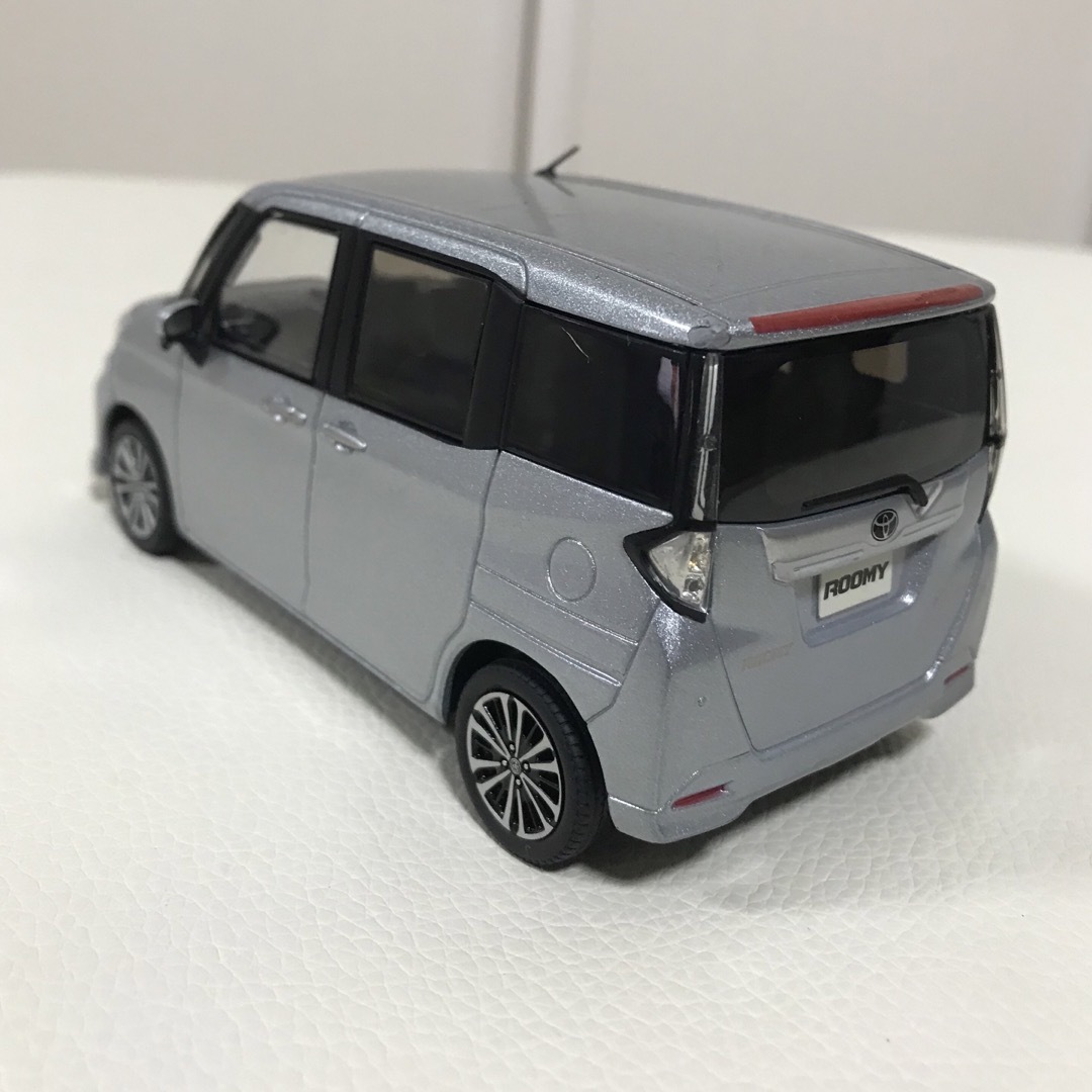 トヨタ(トヨタ)のトヨタ　ルーミー　ミニカー エンタメ/ホビーのおもちゃ/ぬいぐるみ(ミニカー)の商品写真