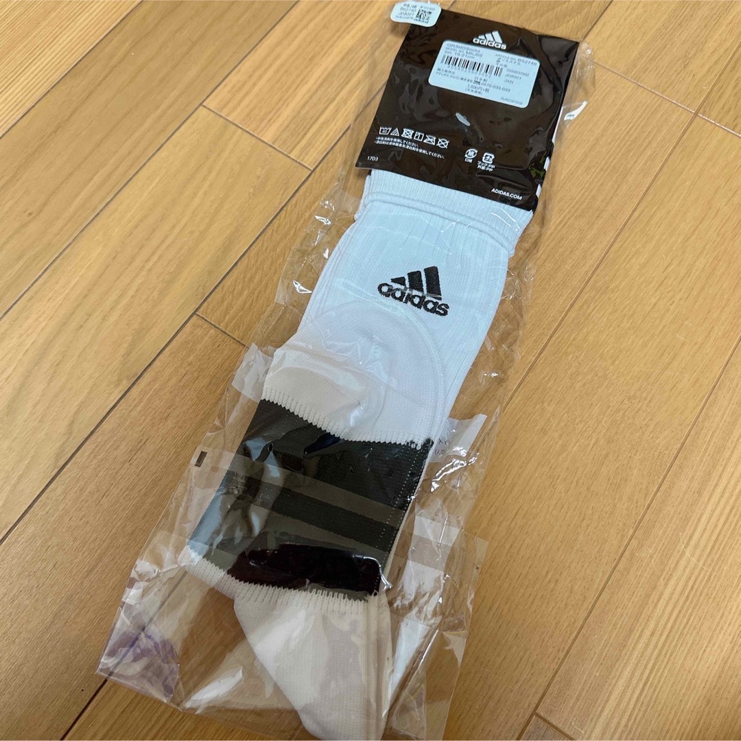 adidas(アディダス)の新品　adidas ソックス　サッカー キッズ/ベビー/マタニティのこども用ファッション小物(靴下/タイツ)の商品写真