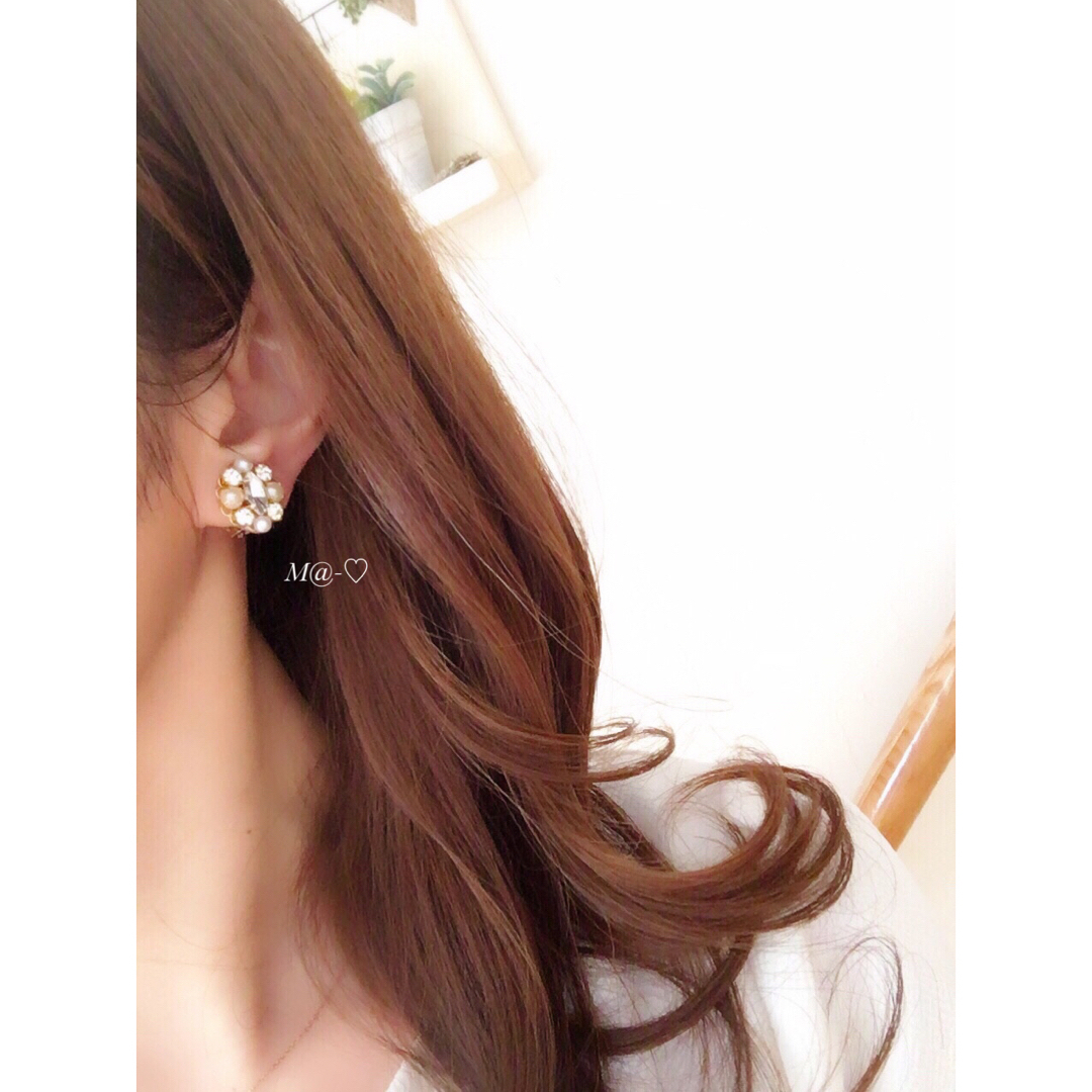 大人可愛い♡パール×キラキラビジュー♡ピアス♡イヤリングに変更可能出来ます♡ ハンドメイドのアクセサリー(ピアス)の商品写真