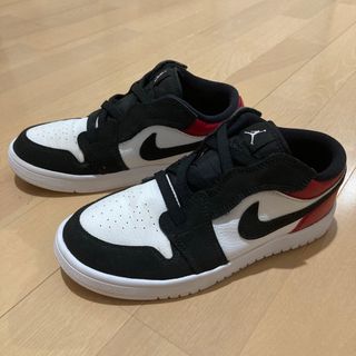 ナイキ(NIKE)のNIKE JORDAN 1 LOW  キッズ　22㎝(スニーカー)