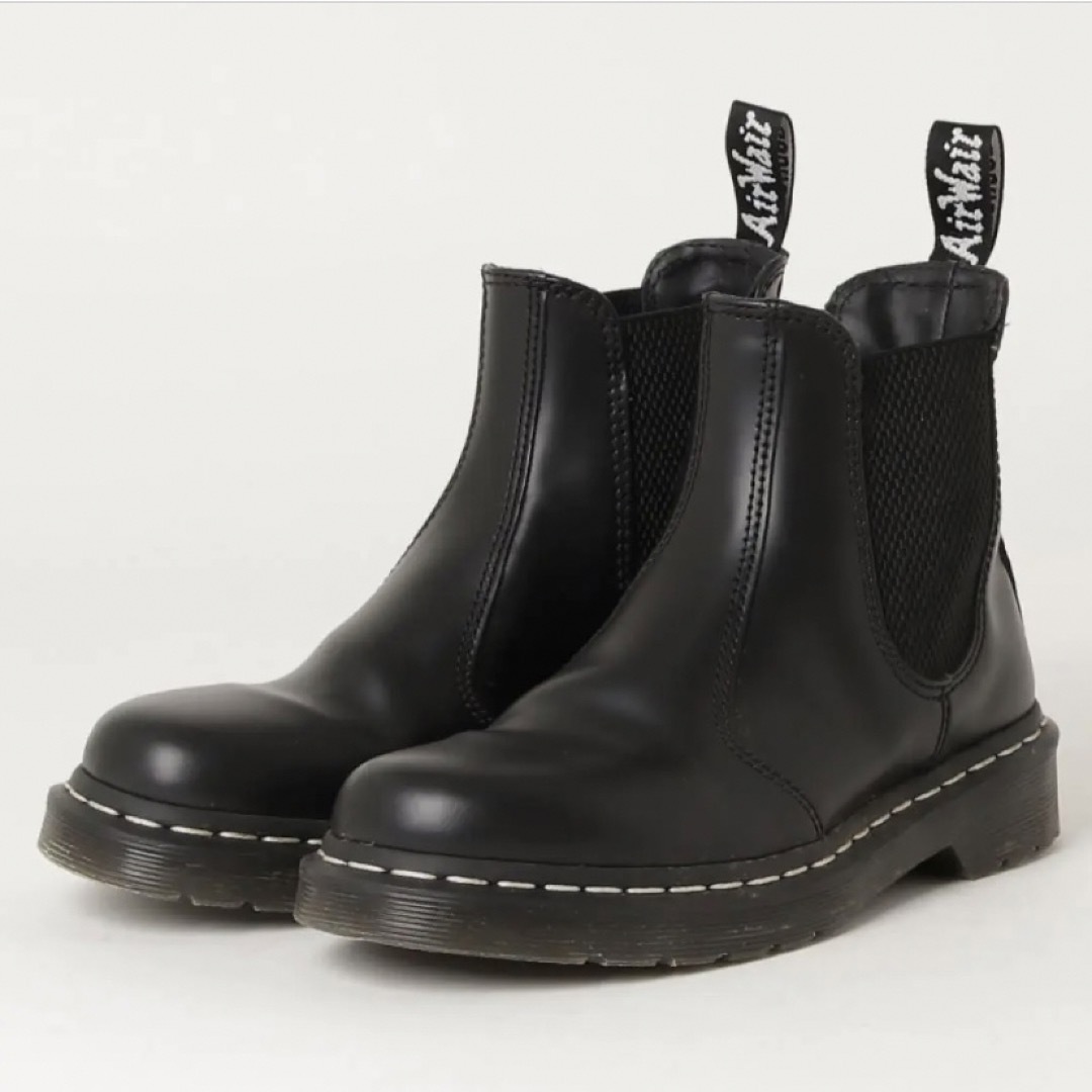 Dr.Martens(ドクターマーチン)の【Dr.Martens】ホワイトステッチ サイドゴアチェルシーブーツ レディースの靴/シューズ(ブーツ)の商品写真